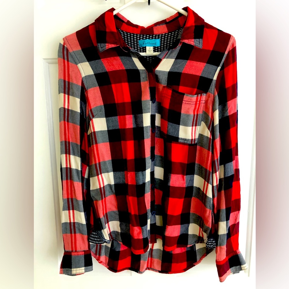 Red and Navy Plaid “buttons” Small Button Down Rayon Shirt